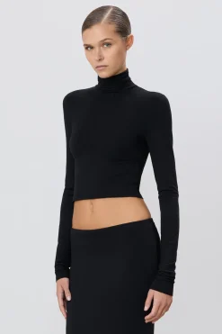 CROPPED FITTED TURTLENECK TOP