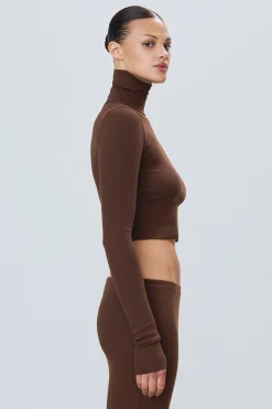 CROPPED FITTED TURTLENECK TOP