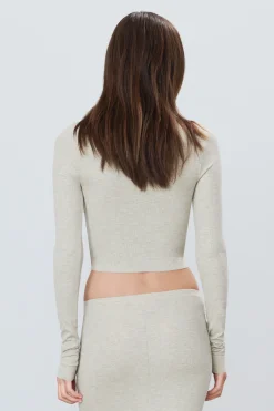 CROPPED FITTED TURTLENECK TOP
