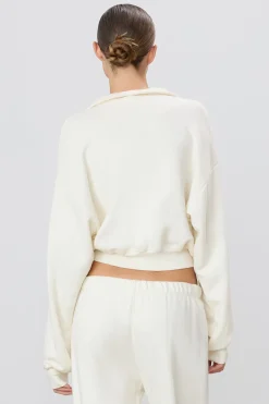 CROPPED HALF-ZIP SWEATSHIRT