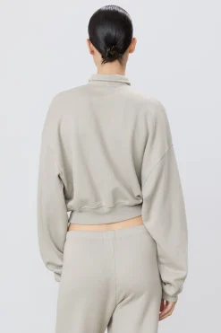 CROPPED HALF-ZIP SWEATSHIRT