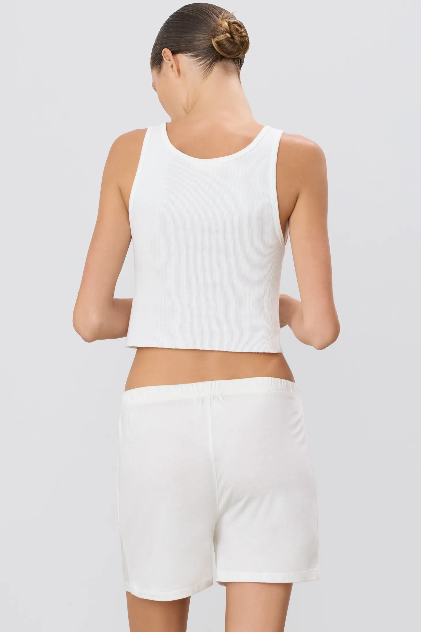 CROPPED SCOOP NECK TANK