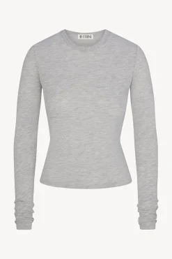 FITTED CREWNECK LONG SLEEVE T-SHIRT