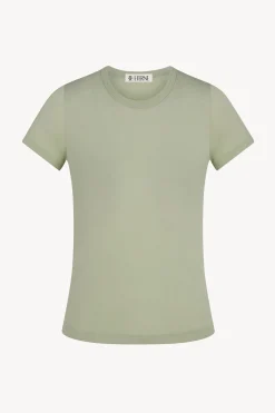 FITTED CREWNECK SHORT SLEEVE T-SHIRT