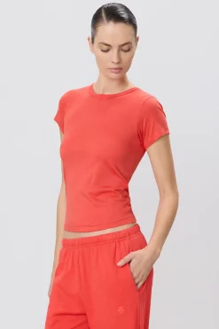 FITTED CREWNECK SHORT SLEEVE T-SHIRT