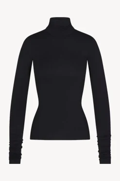FITTED TURTLENECK TOP