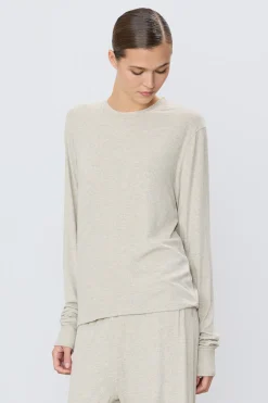 LONG SLEEVE BOYFRIEND T-SHIRT