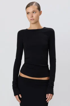 LONG SLEEVE FITTED TOP