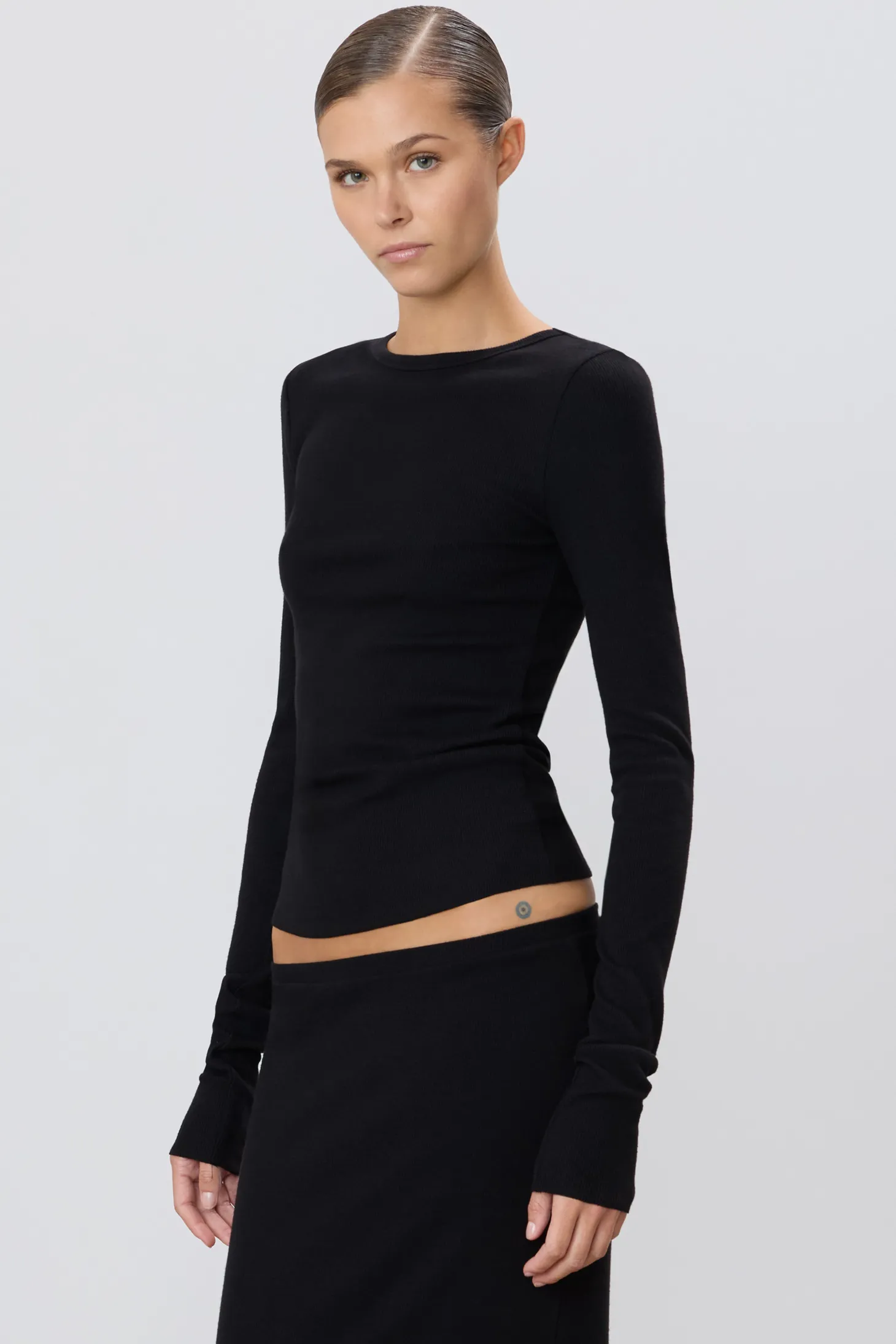 LONG SLEEVE FITTED TOP