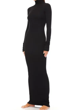 LONG SLEEVE TURTLENECK MAXI DRESS