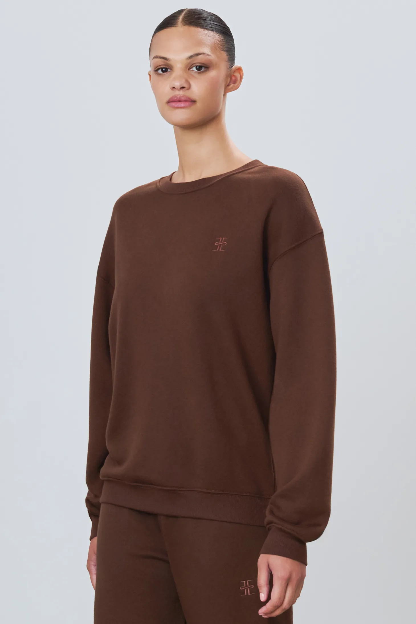 OVERSIZED CREWNECK SWEATSHIRT