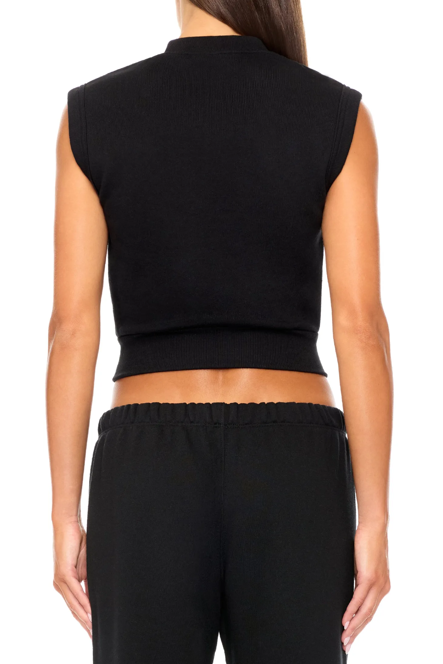 SLEEVELESS CREWNECK TOP