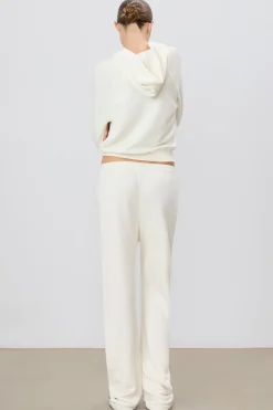 STRAIGHT LEG SWEATPANT