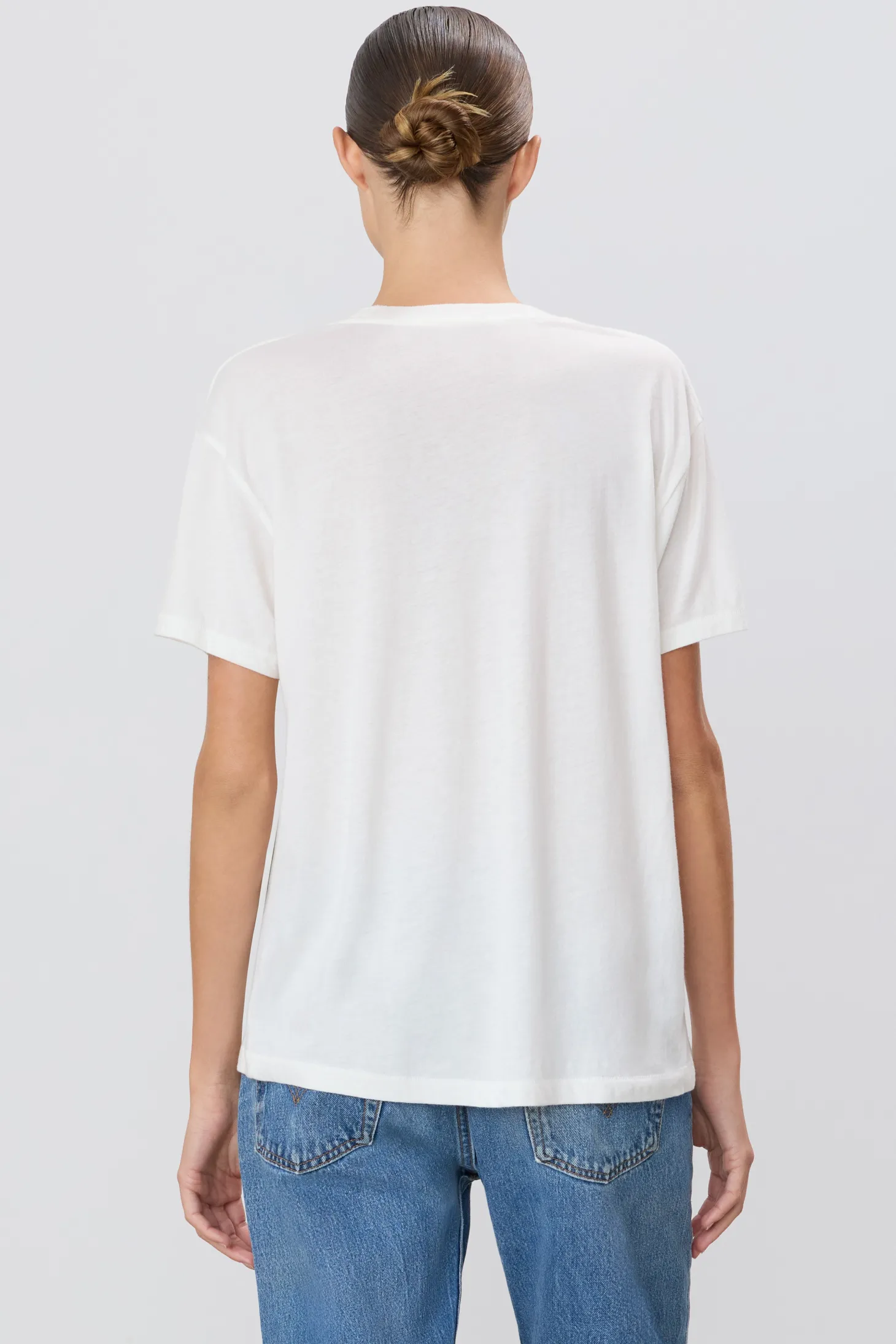 The Short Sleeve Boyfriend Tee by ÉTERNE
